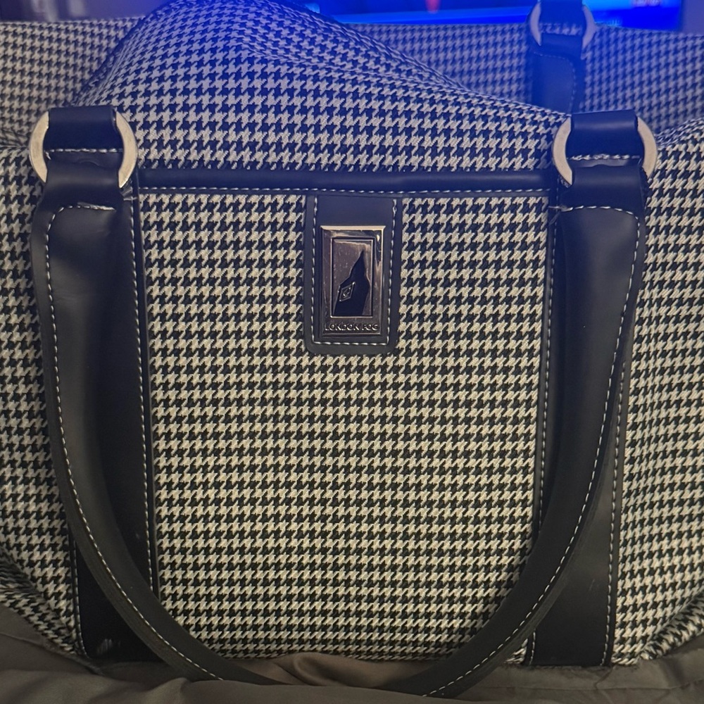 London Fog Houndstooth duffel bag
